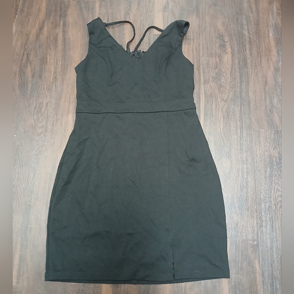 Lulu's Elegant Black Backless Dress